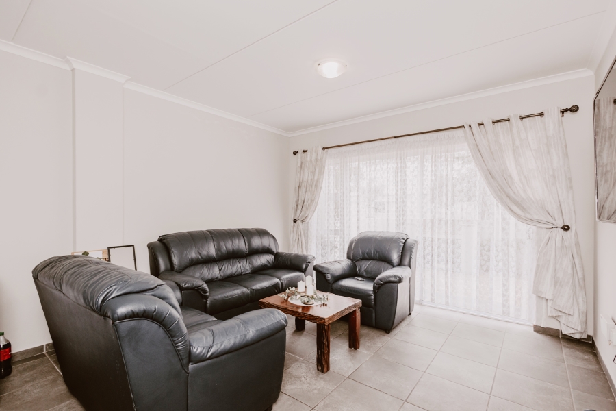 3 Bedroom Property for Sale in Haasendal Western Cape